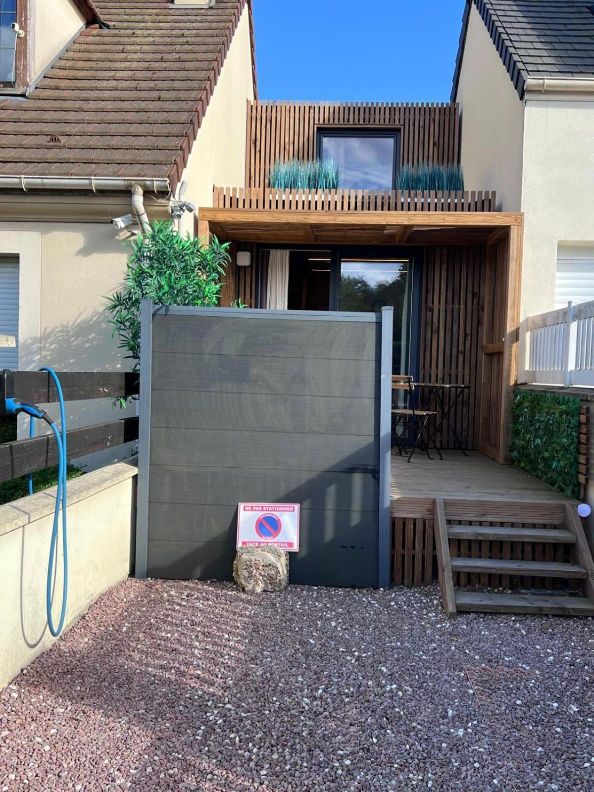 Tiny House Pour 4 A Disneyland Paris Coutevroult Exterior photo